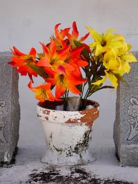 cemeteryflowers-2.jpg