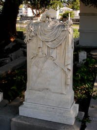 cemeterystatue-2.jpg