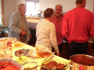 dowrycreekpotluck-8.jpg